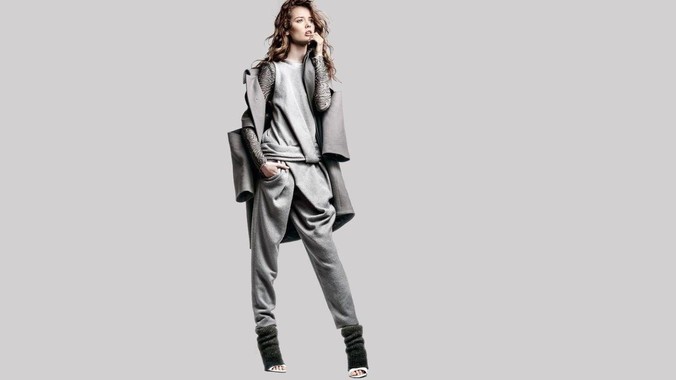 请教了解空军装备的知友，歼35服役后，是否要歼10退役？歼10生产线都转贵航了，以后只用于外贸吗？